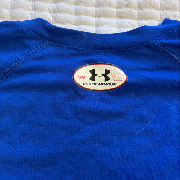 Under Armour shirts. Two shirts.
Navy and Blue.
Size small - Picture 7 of 7
